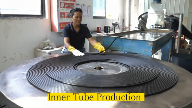 Want to know how to produce the inner tube of rubber hoses?