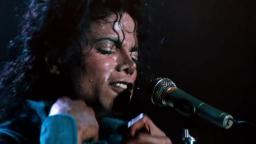 Michael Jackson - Man in The Mirror - MoonWalker Version
