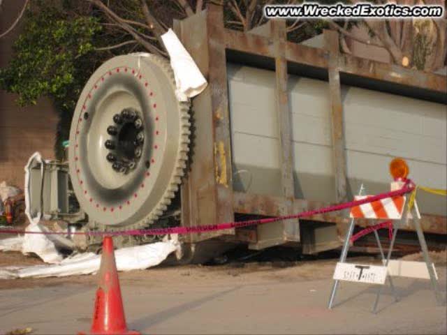 unusual-car-crashes