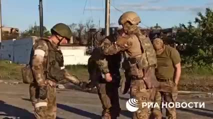 Nos frères Russes on gagner la guerre ! BRAVO