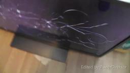 Smashing A Broken Hitachi 40HXC06U 40 inch Full HD LED TV With Freeview