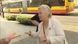 "Super Partia Kurwo" - Uczmy się od starszych..
