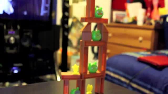 Angry Birds Board Game 'Knock On Wood' Angry Review