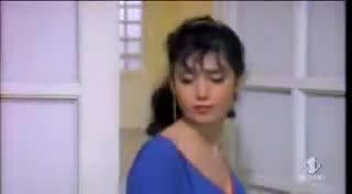 Pierino la maestra aiuta a fare la pipì