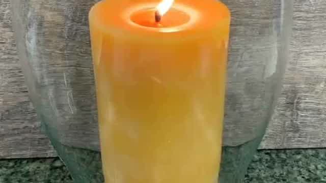 Wholesale 100% Natural Beeswax Pillar Votive Candle For Christmas