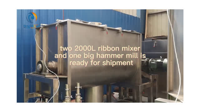 two 2000L ribbon mixer and one big hammer mill is ready for shipment