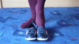 Jana shows her Adidas Piona Ballerinas blue, pink, light pink and silver