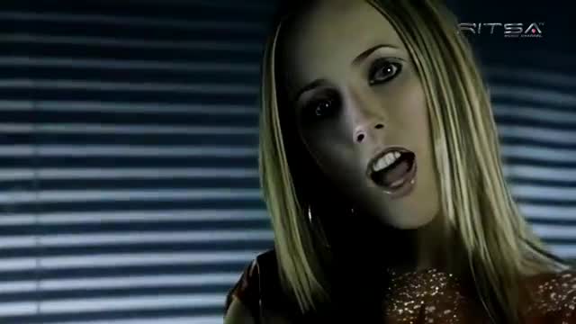 Aurora ft. Naimee Coleman - Ordinary World (Official Music Video 2000)