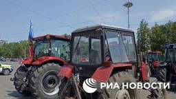 Moldovan farmers have reached Chisinau as part of a protest action that is taking place throughout t