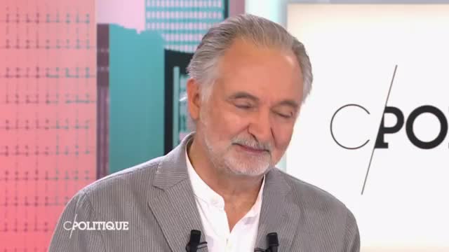 Dici à 2022, Le FN sera au pouvoir - Jacques Attali - C politique - 17_05_2015