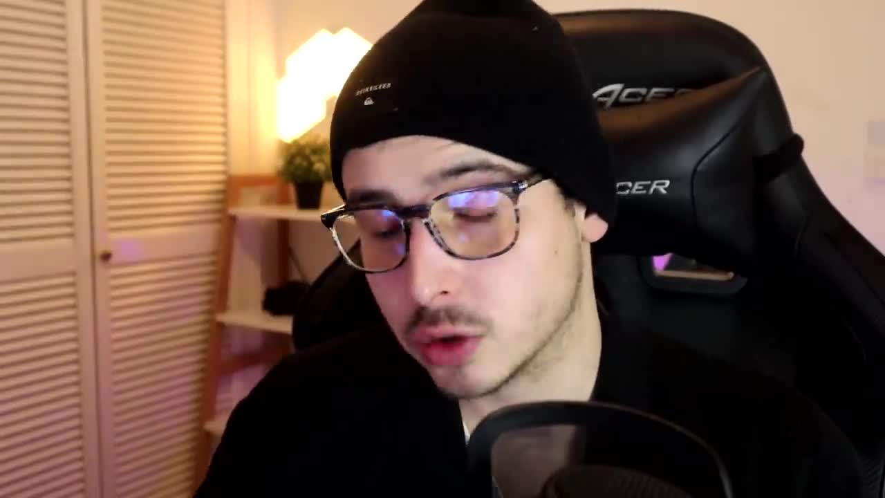 DrossRotzank, el nuevo Badabun, se pelea con Dalas Review y JaviOliveira.