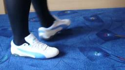 Jana shows her Puma Fast Cat white light blue