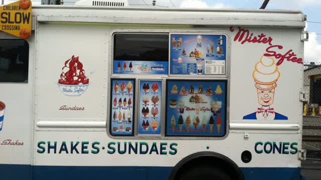 Ms. Jenn (Room 7) Throws a Bowling Ball at David Limas XD and He Screams His Ass Off!