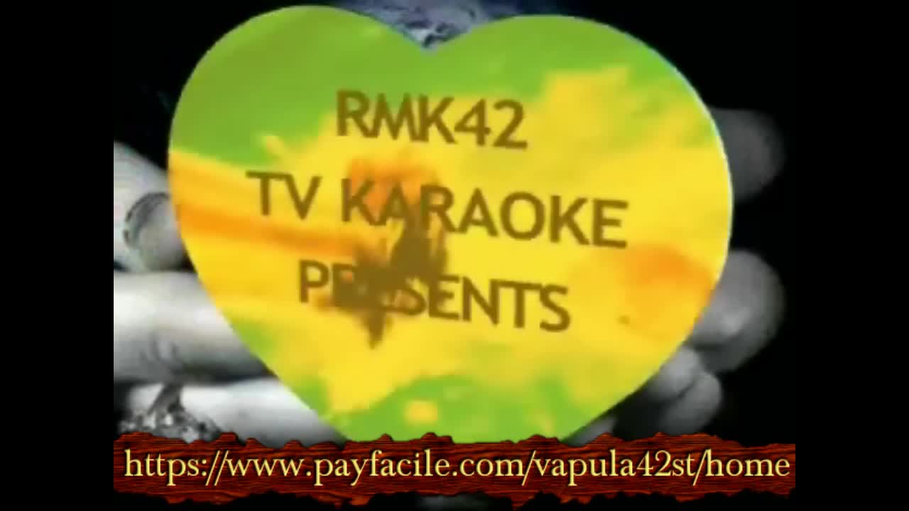 Ling and Evan Kiss    pub aphrody  2015 rmk42tvkaraoke