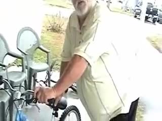Angry Grandpa can't ride a bike Angry Grandpa can't ride a bike