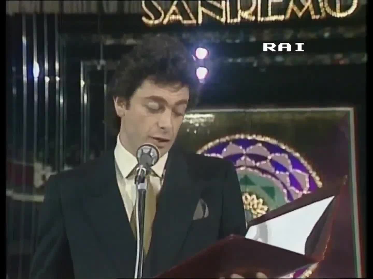 RAIUNO - Spezzoni Inizio 1a,2a E 3a Ed Ultima Serata Finale del 33.m°Festival di Sanremo 1983