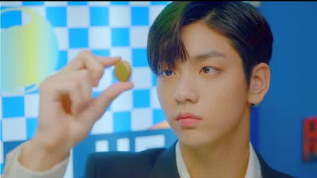 TOMORROW X TOGETHER '9と4分の3番線で君を待つ (Run Away) [Japanese Ver.]' -Short ver.- Official MV