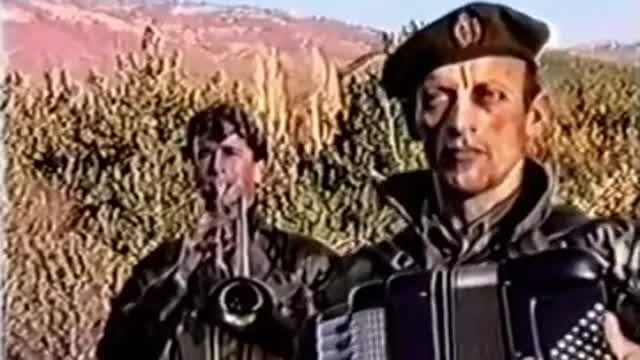 GUESS WHO IS BACK! :3