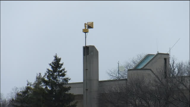 Federal Signal Thunderbolt 1000 Reversed Wired Siren Test│Riverview, MI - January 1st 2022