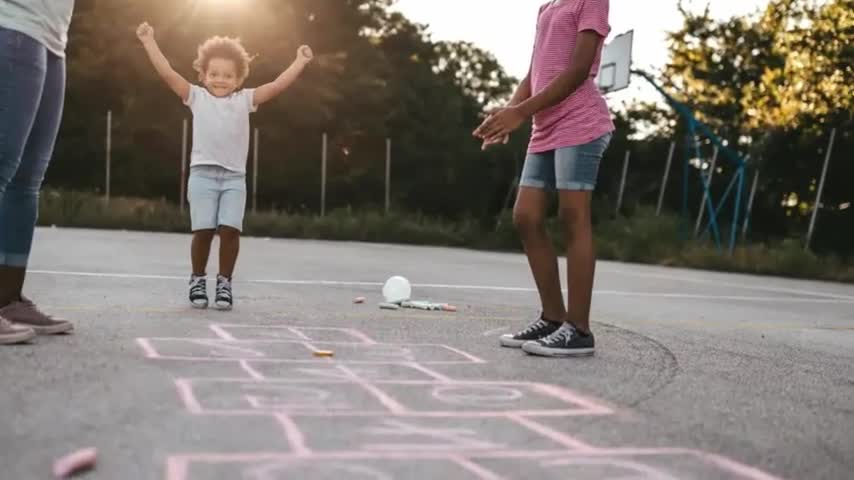 25 Things Kids Did Outside Until the Streetlights Came On - (480p)