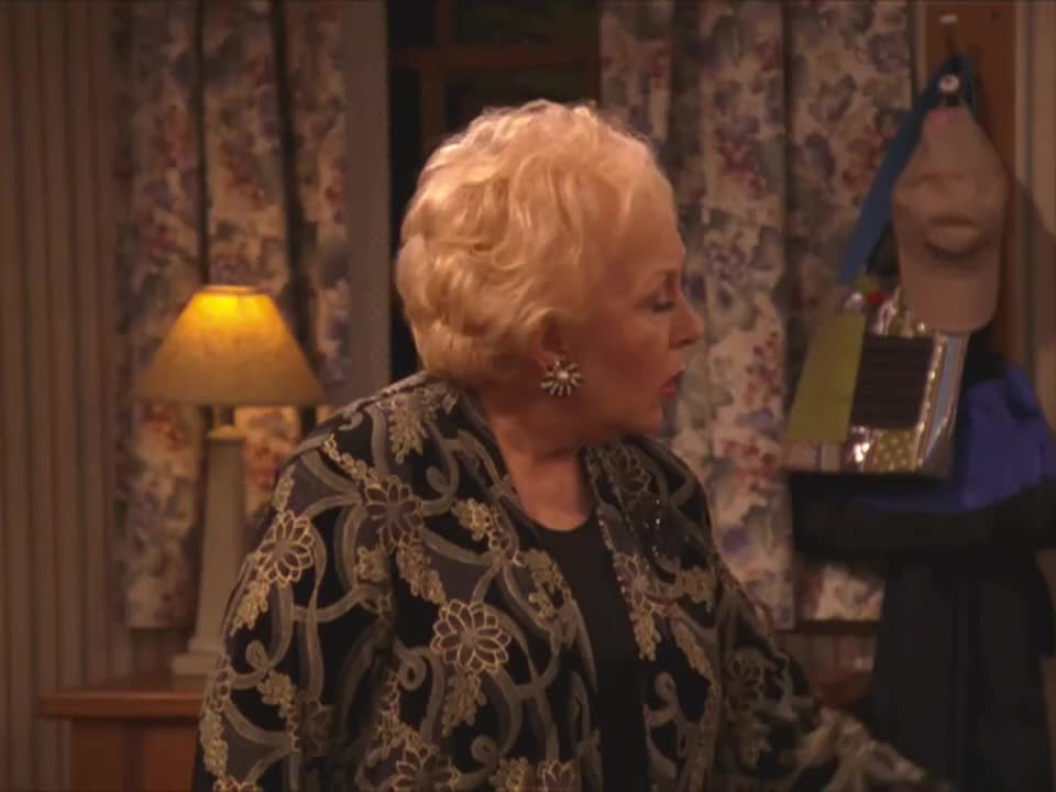Everybody Loves Raymond S09E01 Clip 2