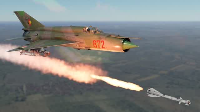 MiG-21 (Fishbed) vs F-4 (Phantom)