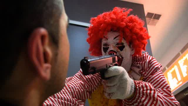 Ronald McDonald Chicken Store Massacre [By RackaRacka]