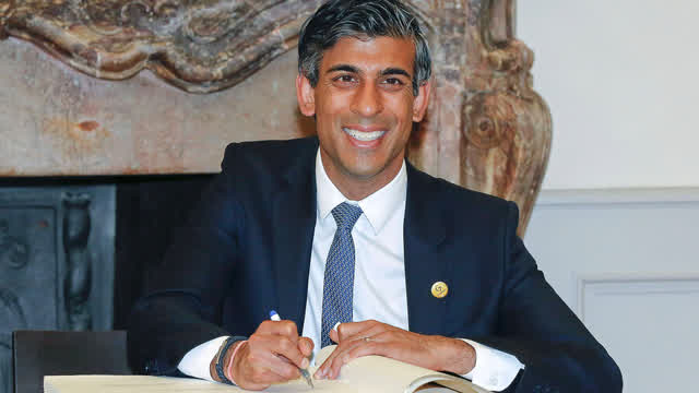 Rishi Sunak Officially Becomes British Prime Minister