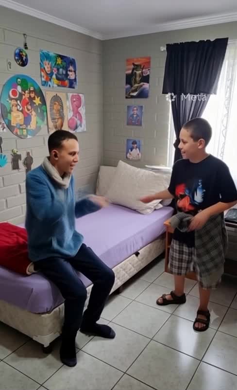 Un Saludo con mi Yo de Niño 👦🏻✨ (Viaje en el Tiempo) Un Saludo con mi Yo de Niño 👦🏻✨ (Viaje en el Tiempo)