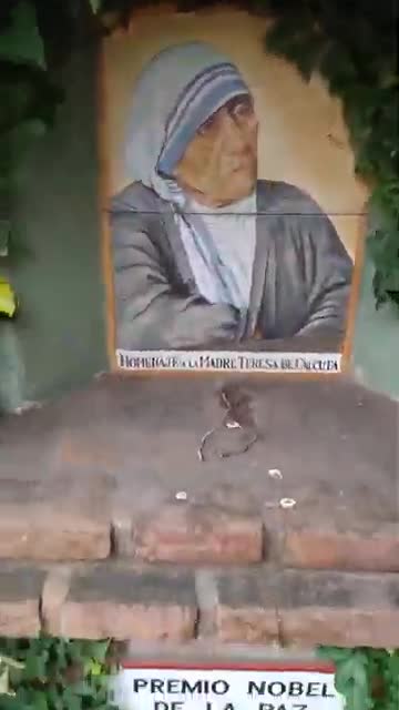 Altar a la Madre Teresa De Calcuta