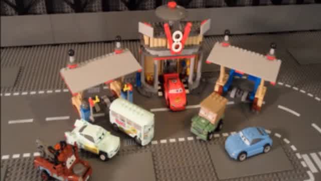 Lego 8487 Flos V8 Cafe: Cars 2 Review