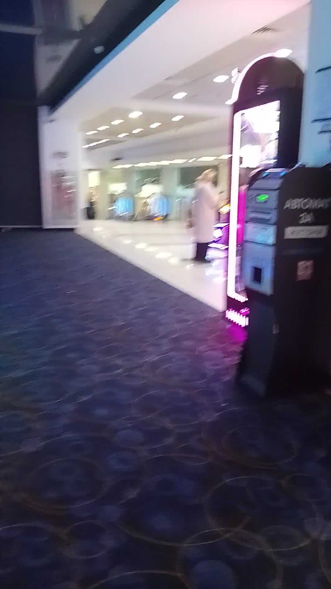 Yo we at the mall 🔥