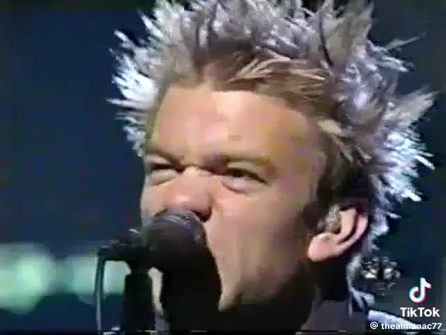Sum 41 - Fat Lip (SNL 2001)
