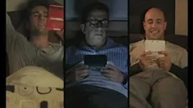 Anuncio Nintendo Mario Kart 7 (2). David Bustamante, Andreu Buenafuente y Pepe Reina .