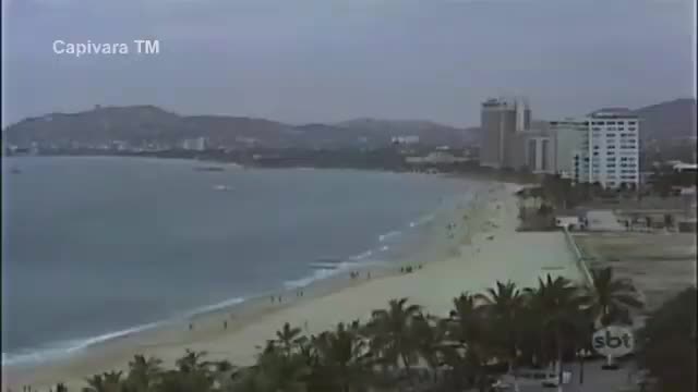 A épica aventura de chaves no hotel comuna [Capivara Macabra]