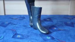 Jana shows her shiny rubber boots grey glitter self designed
