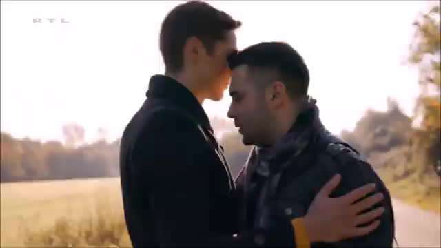 A gay love story of Mugen Gamer and his ex-boyfriend Dayan Garcia