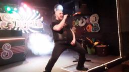 AC/DC - "Highway to Hell" karaoke! 🎤🤘🔥