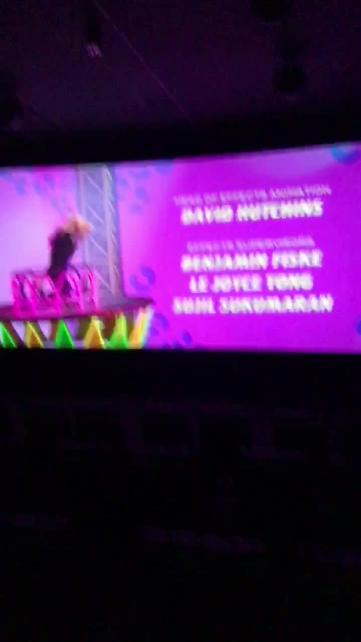 Shakira Zoo Dance Party!!!!! Part 1