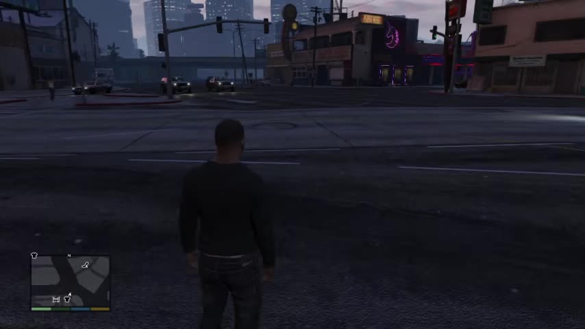 ¡INVESTIGANDO EL FANTASMA DE GTA V! | LA CHICA DE LA ROCA [LOQUENDO]