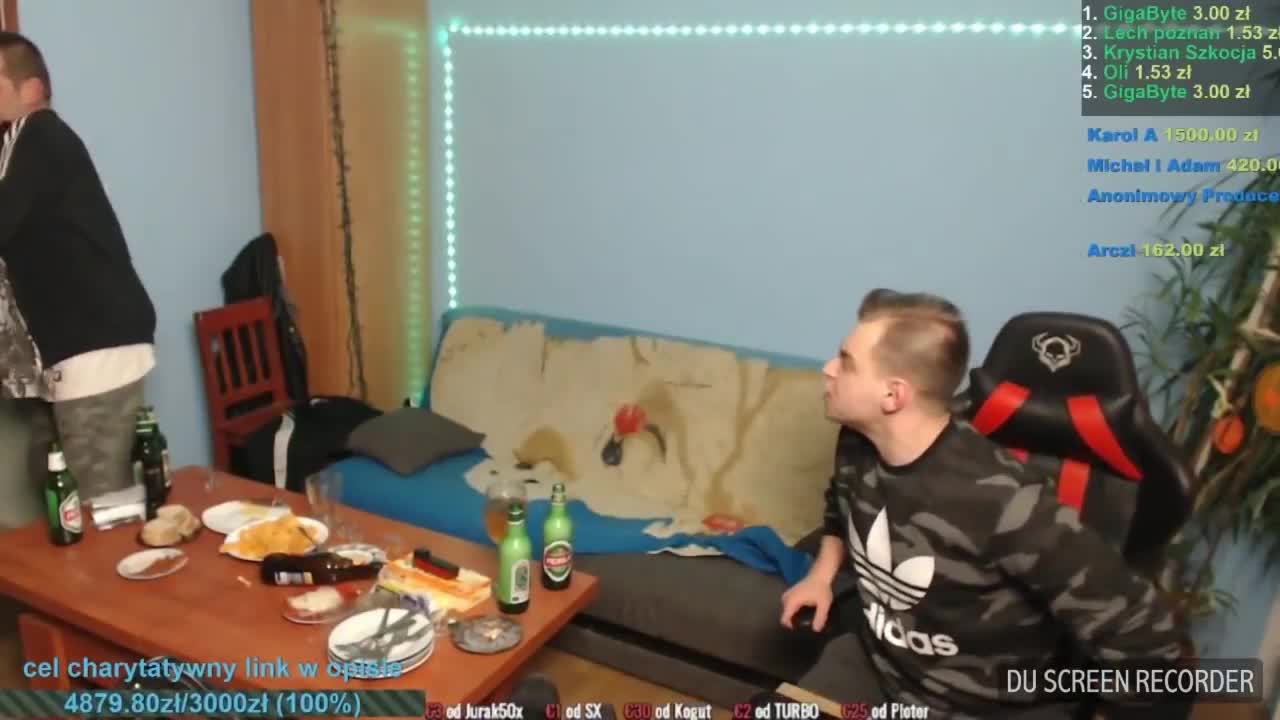 TOTALLY PATOLOGY! - Polish streamer beats and chase out beautiful woman on Stream! - BystrzakTV
