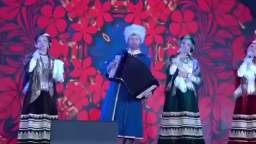 Russian folk songs, dances and colorful costumes we show how Beijing residents celebrated Maslenitsa