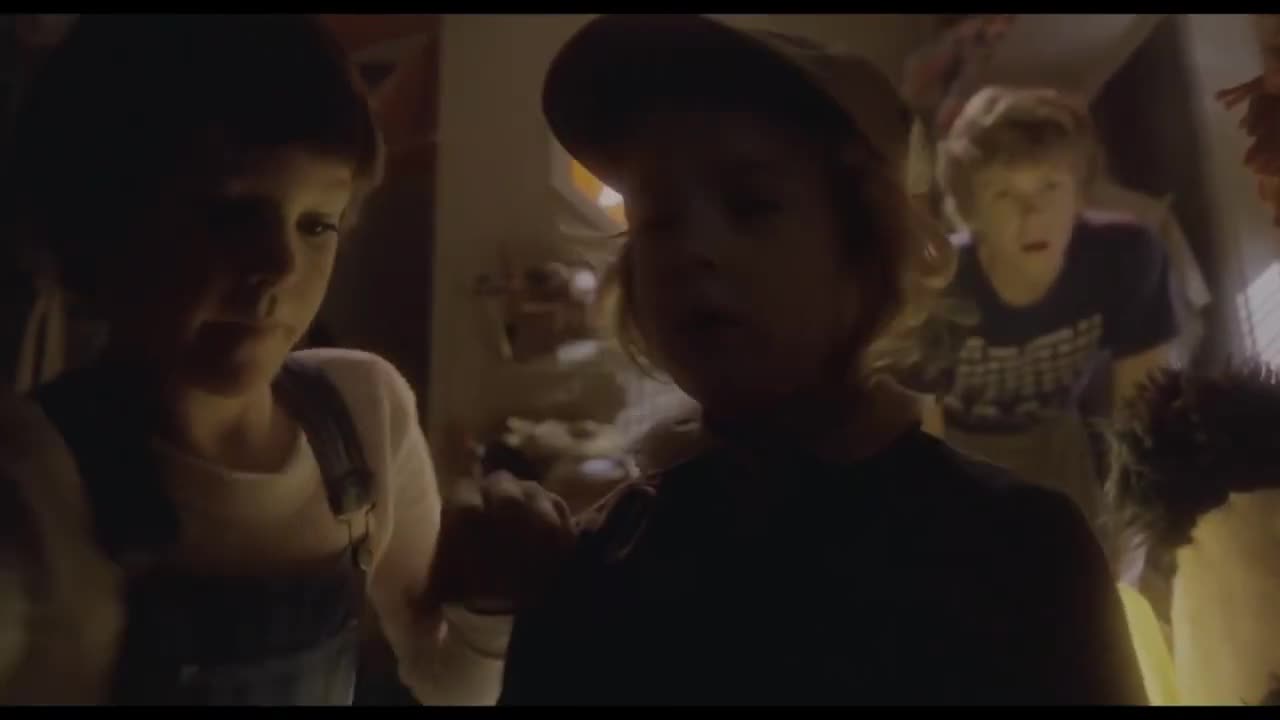 Vidlii Poop E.T EXTRA TERRESTRIAL SPAGHETTI