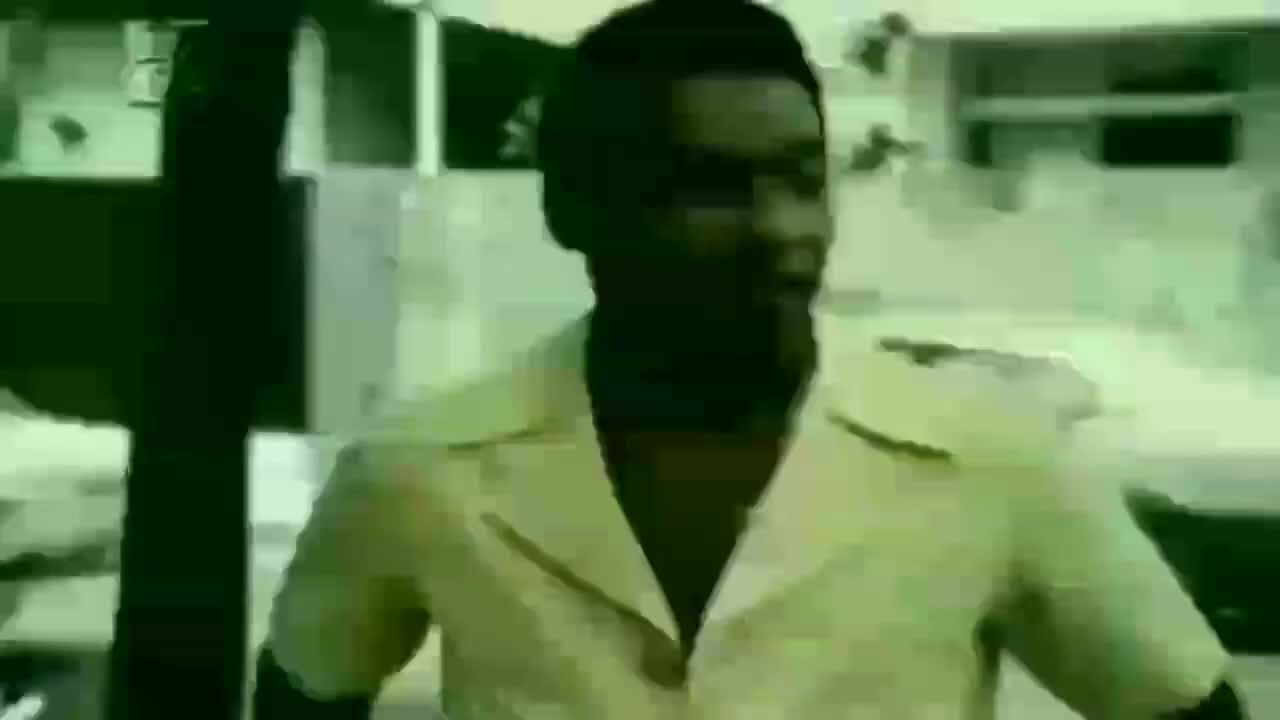 peléando