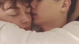 boys kissing 3