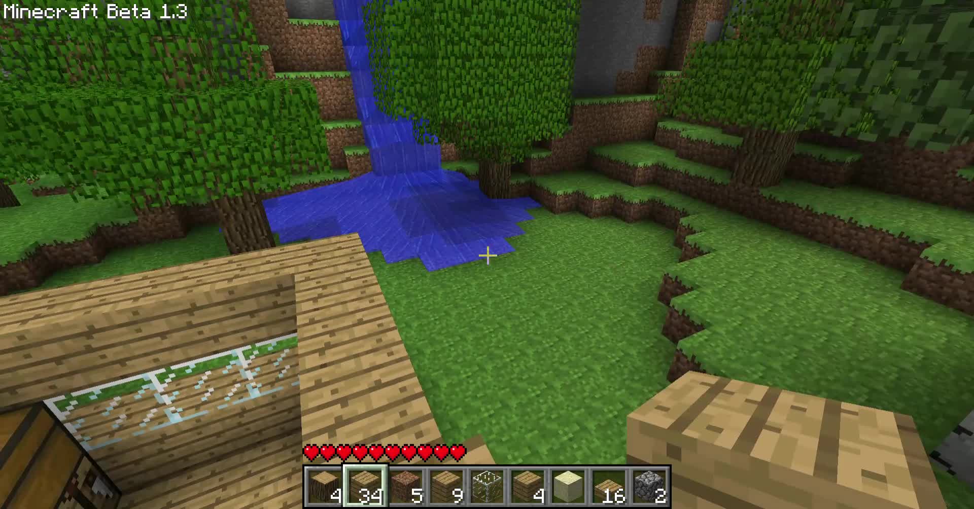 finishing building mah epik house in minecraft!!