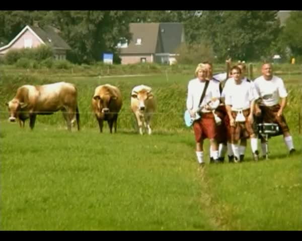 Bombarje - Pyt