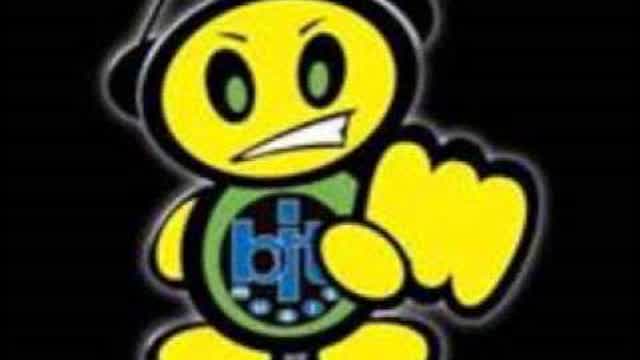¿Nombre de la Canción? ¿Makina? ¿MC?