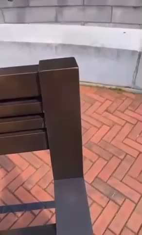 man gifts banana to george floyd statue man gifts banana to george floyd statue