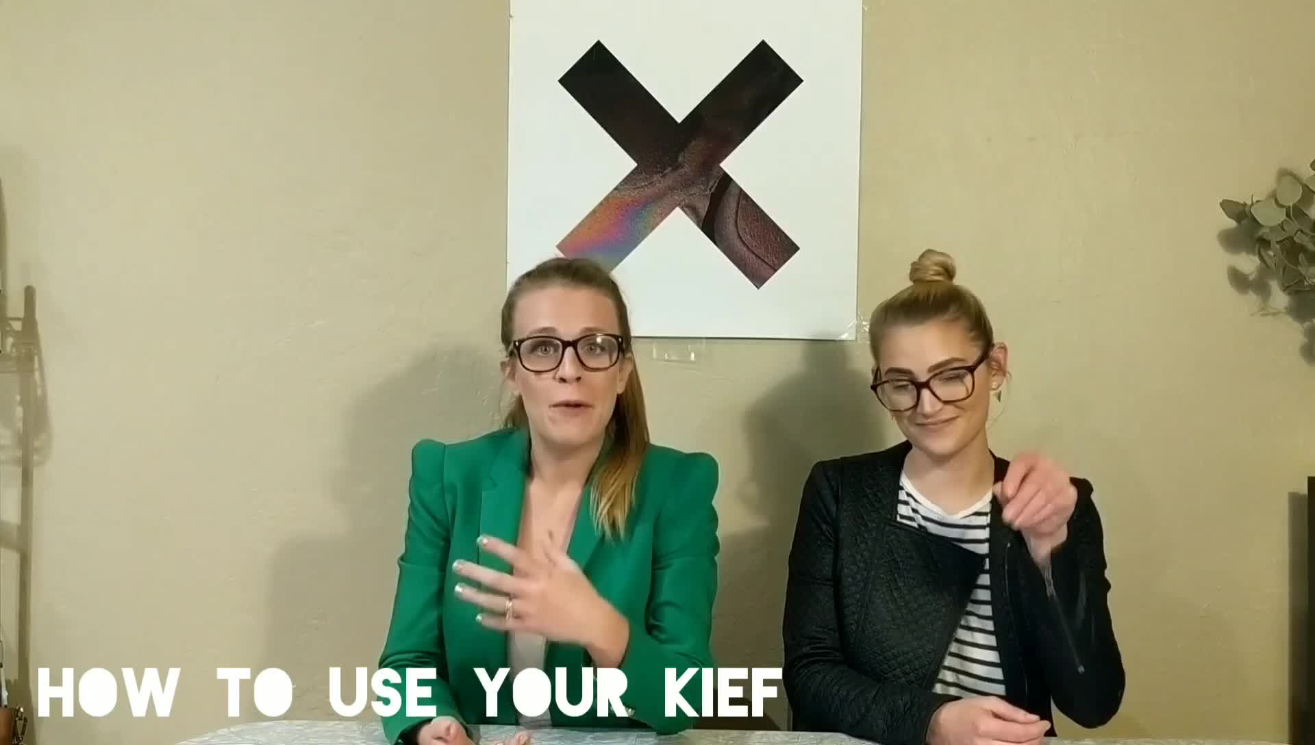 How to use a kief? Charlotte and Baylie talk